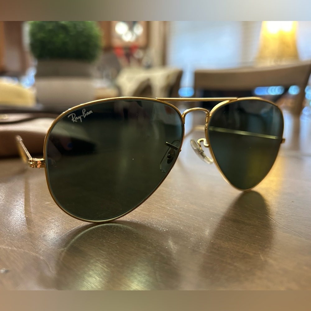 Unisex B&L VINTAGE Ray-Ban gold aviators sunglasses